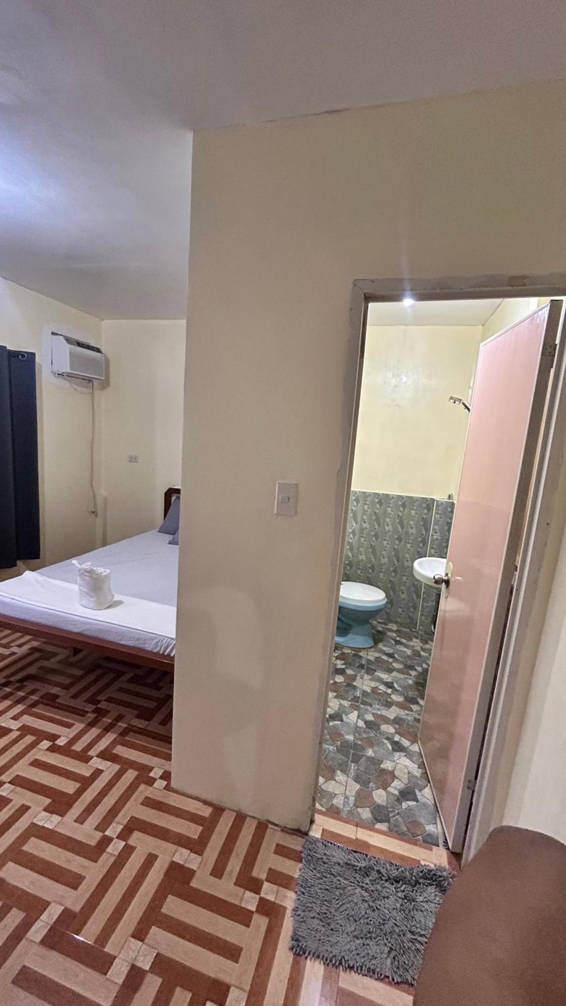 Carillo guest house Coron Esterno foto