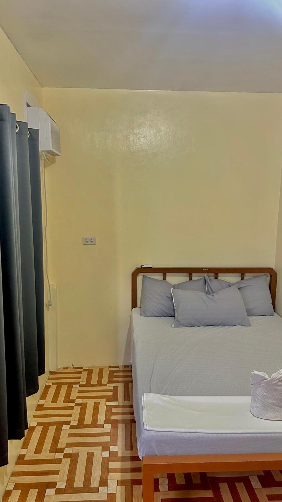 Carillo guest house Coron Esterno foto