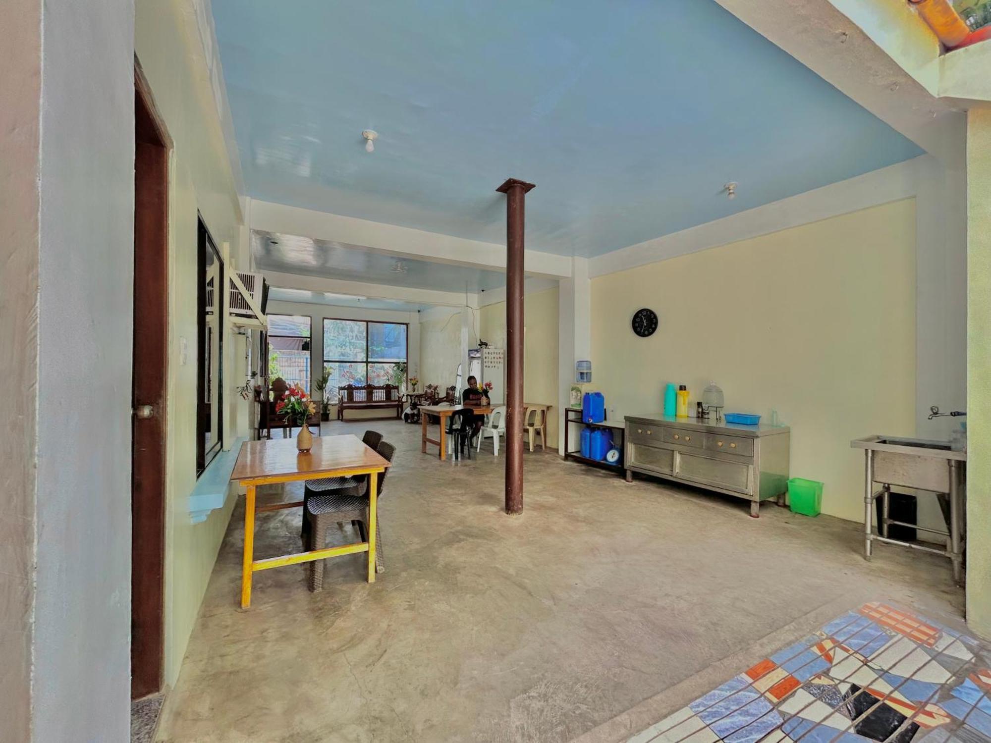 Carillo guest house Coron Esterno foto