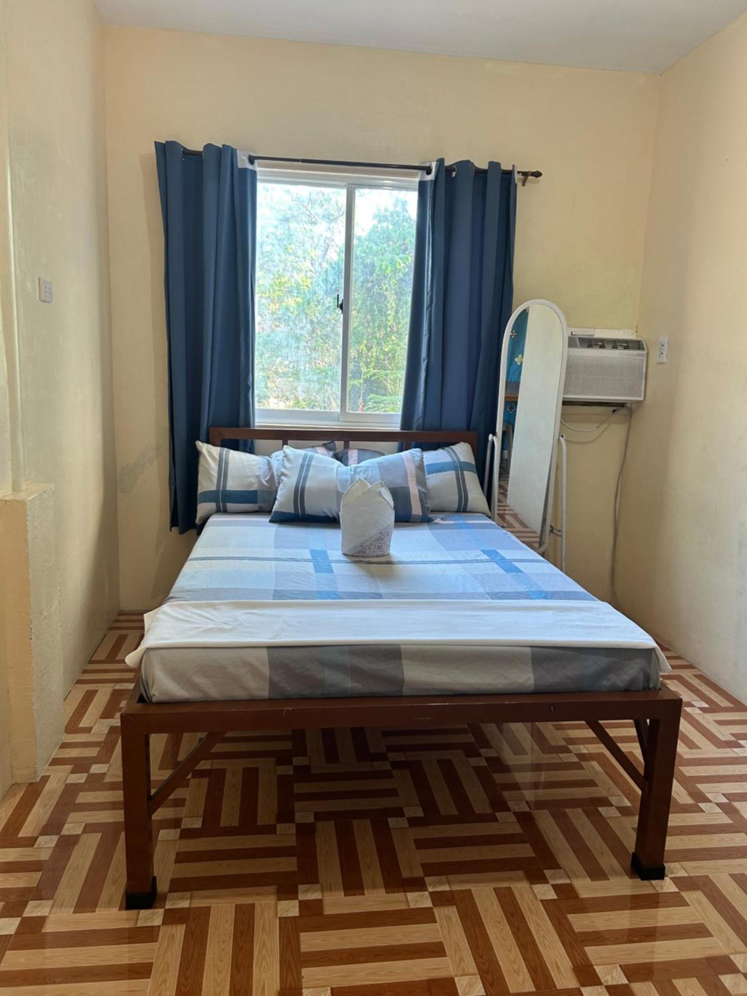 Carillo guest house Coron Esterno foto