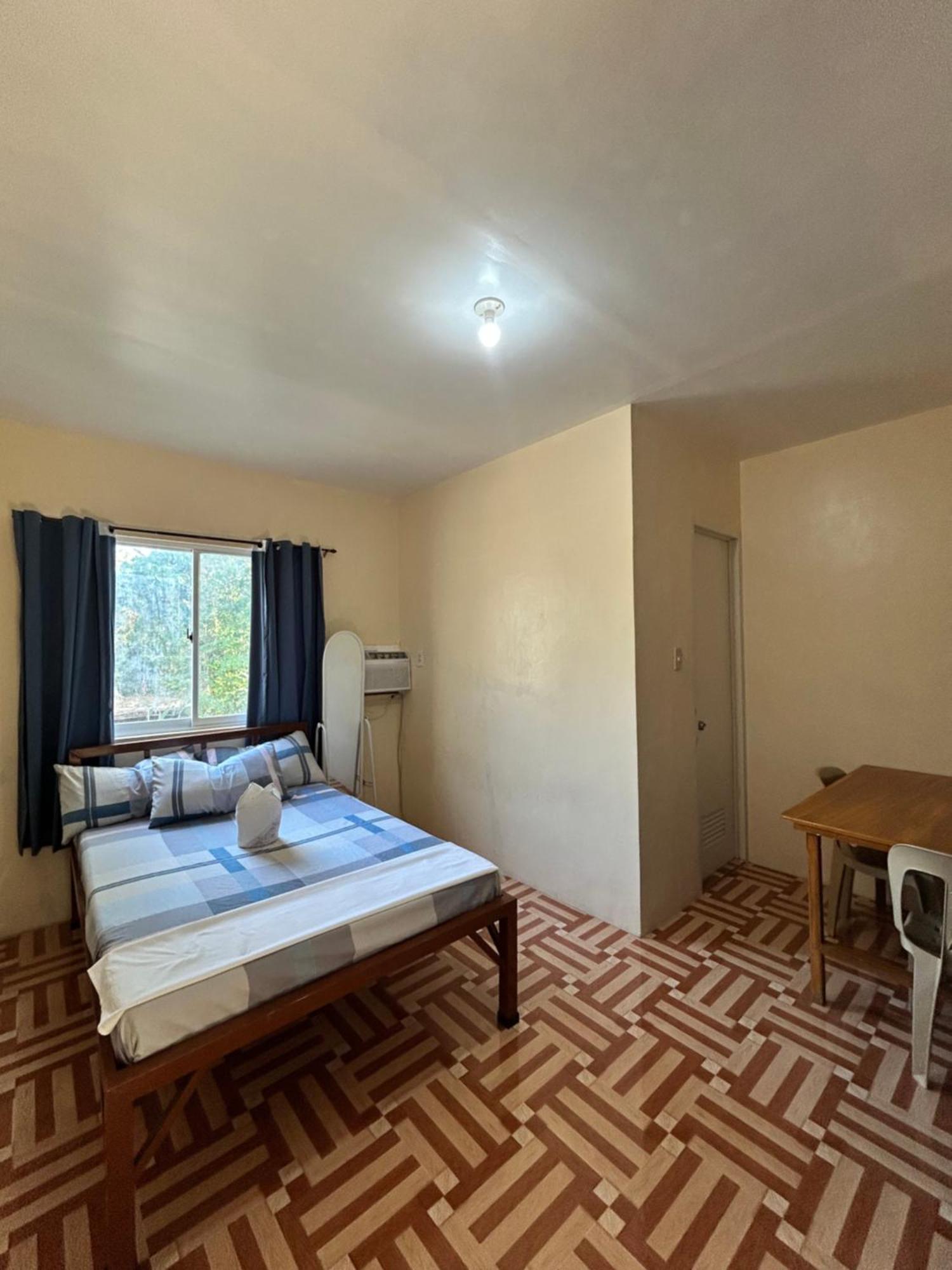 Carillo guest house Coron Esterno foto