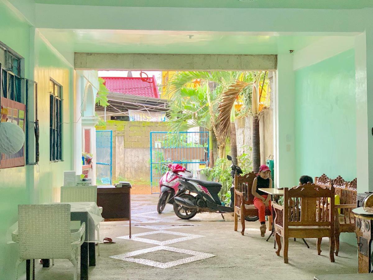 Carillo guest house Coron Esterno foto