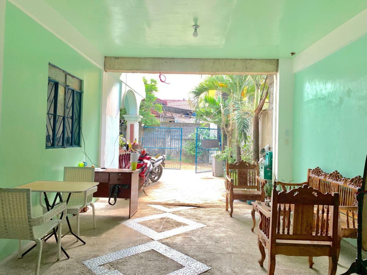 Carillo guest house Coron Esterno foto