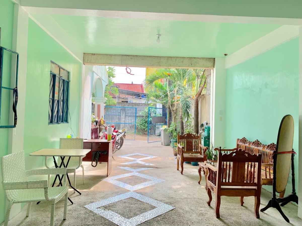 Carillo guest house Coron Esterno foto